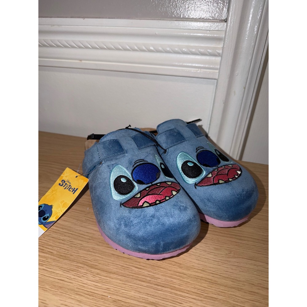 Women clogs stitch size 7